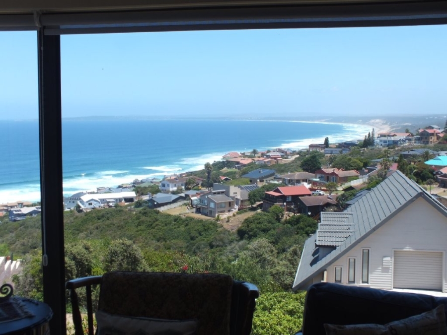 4 Bedroom Property for Sale in Dana Bay Western Cape